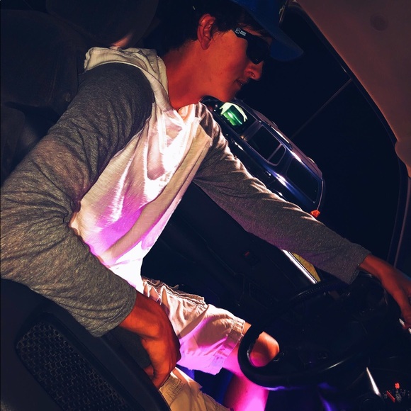 Meet your Posher, Brian - Picture 1 of 1